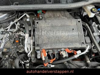 Peugeot 2008 e II Allure Pack Full Elektro picture 5