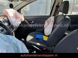 Dacia Sandero II Stepway Celebration picture 15