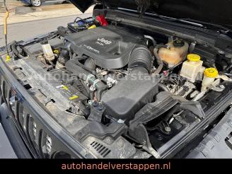 Jeep Gladiator Launch Edition 4WD Pick up picture 21